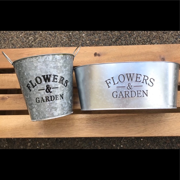 2 pc metal planters - Picture 4 of 6